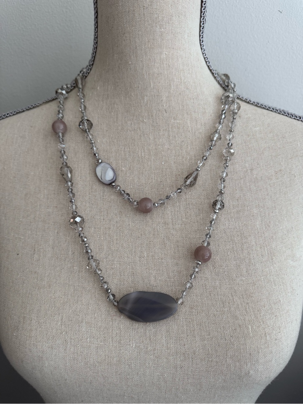 Long Agate Necklace w/ Tan & Faceted Clear & Tan Beads!